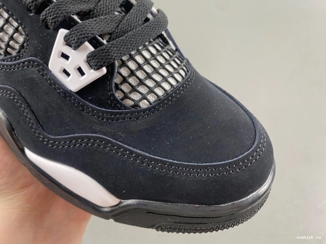 Chep Onekick Jordan Air 4 Retro Thunder FQ8213-001 White 0817